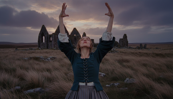 Amanda Seyfried: Why Chasing Oscars Isn’t Her Priority