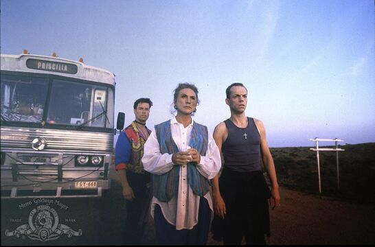 Guy Pearce Says Priscilla, Queen of the Desert 2 Shoots Next Year
